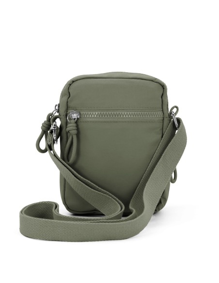 Material resistente polyester. Dimensiones: 19 x 23 x 6 cm. Bolsillos exteriores con cremallera. Correa ajustable Recíbalo en 24